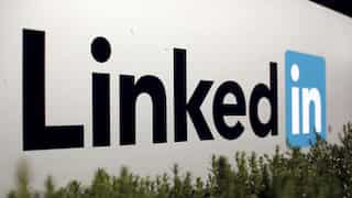 LinkedIn layoffs: Woman says her job offer was rescinded before she could join
