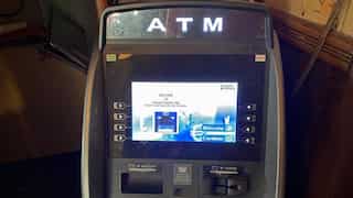 UK: Cryptocurrency ATMs, used to exchange traditional currency with Bitcoins, busted in Leeds