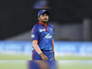 Indian cricketer Prithvi Shaw attacked in Mumbai for denying selfies