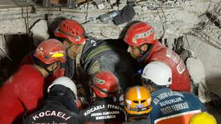 Miracle! Man pulled out of rubble 278 hours after Turkey earthquake