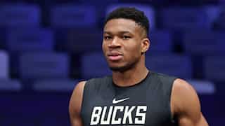 NBA: Bucks star Giannis Antetokounmpo sprains wrist vs. Bulls, All-Star Weekend participation under doubt