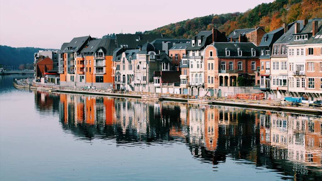 Couple travels 11 nations through Europe and Brazil, without boarding a flight