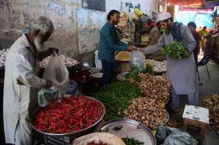 Yearly inflation breaks all-time record in Pakistan, stands at 46.65%