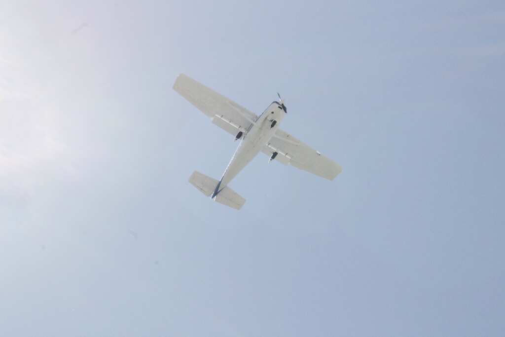 Aircraft with four on board crashes in central Philippines, search for survivors on