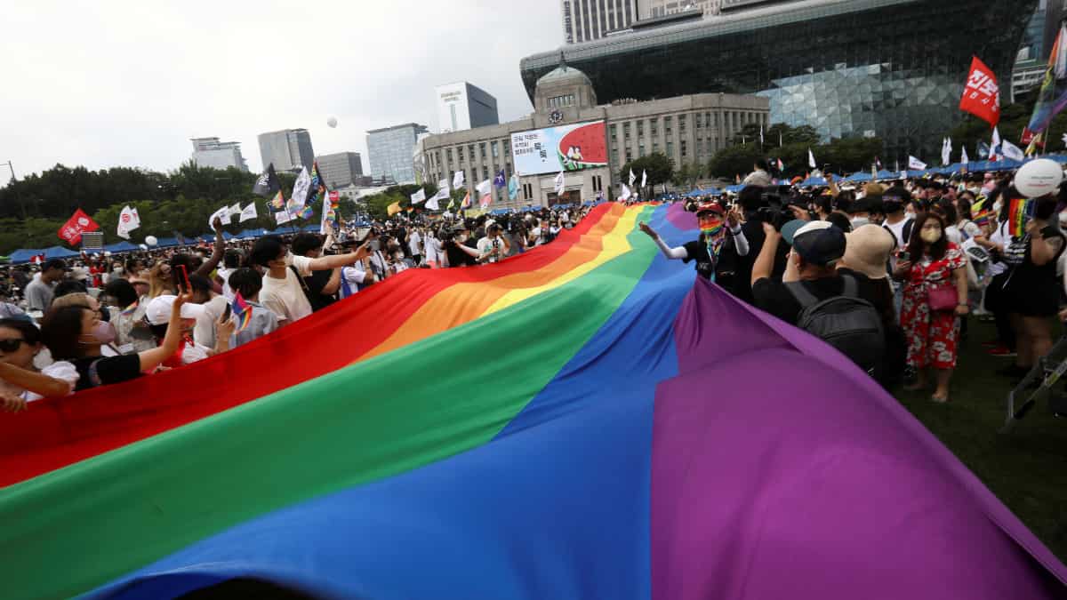 South Korea moves one step closer to legitimising same-sex couples South Korea moves one step closer to legitimising same-sex couples