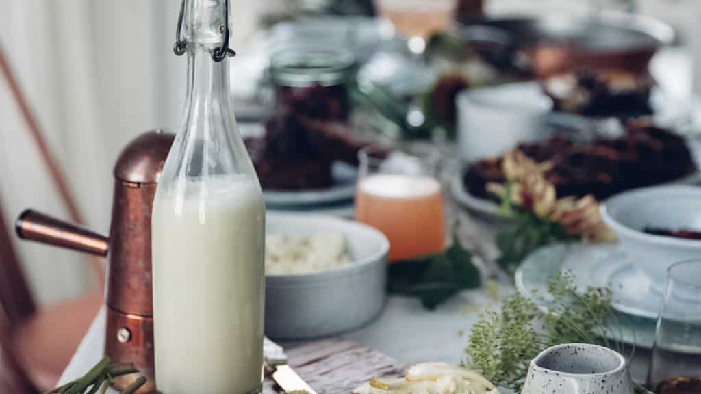 Oat, almond drinks and soy can be billed as milk, say US regulators
