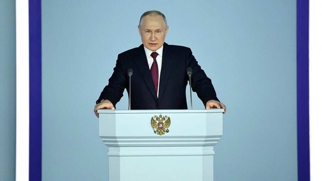 Putin gifted Joe Biden a $12,000 pen set, months before invading Ukraine