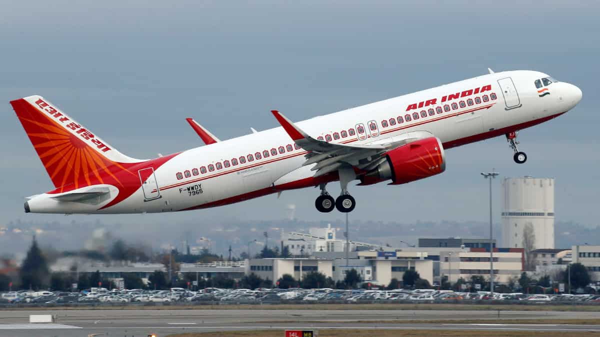 Air India set to hire 5,100 crew members this year, as its fleet expands Air India set to hire 5,100 crew members this year, as its fleet expands