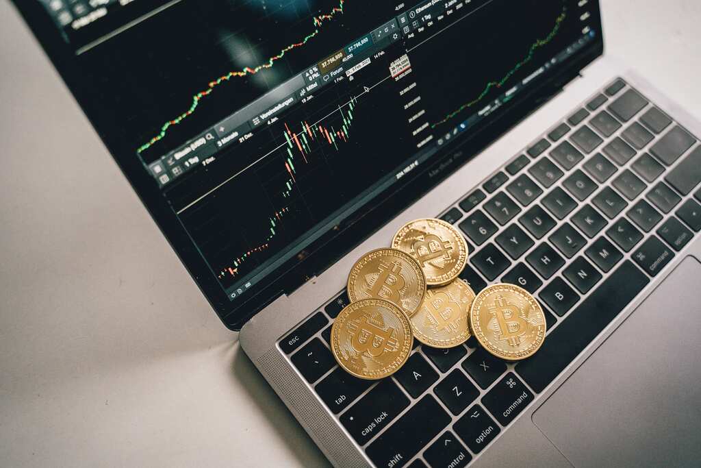 US: Police discover crypto mining operation in school crawl space in Massachusetts