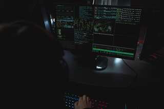 Serial hacker suspected of stealing psychotherapy patient records extradited to Finland
