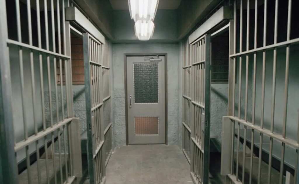 U.S. inmate seeks release on grounds that her child is innocent