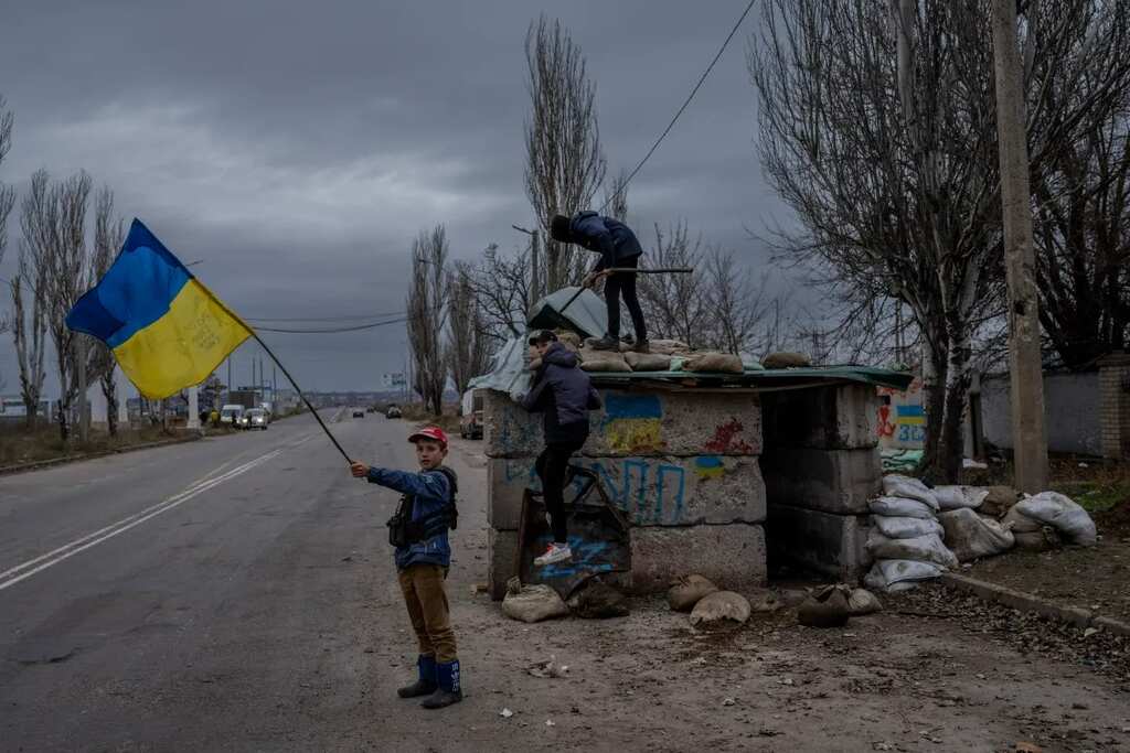 Russia Ukraine War: Authorities warn conflict can still occur near Dnieper river