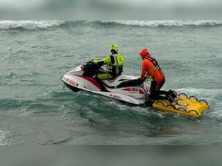30 migrants die in Southern Coast of Italy, the boat broke apart in rough seas