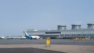 St. Petersburg suspends flights over 'unknown object' spotted in the area