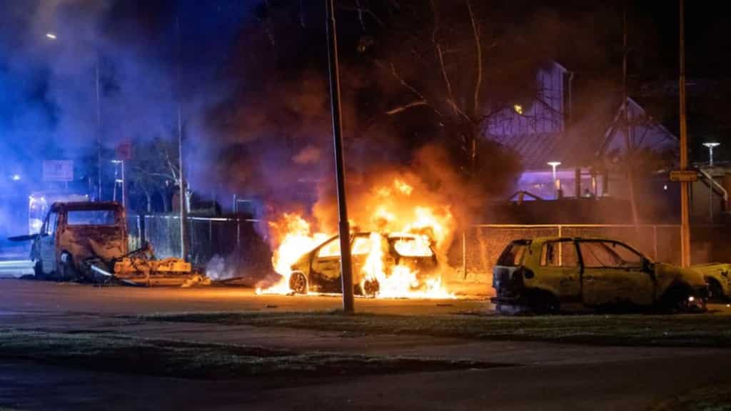 Are Swedish gangs receiving weapons destined for Ukraine?