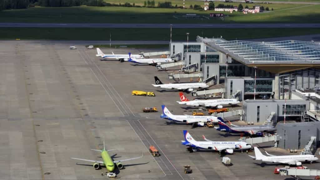 Russian military says it conducted drills during brief closure of St. Petersburg airport