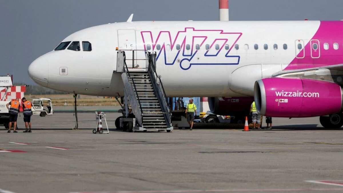 European carrier Wizz Air to suspend flights to Moldova citing airspace ‘risk’ European carrier Wizz Air to suspend flights to Moldova citing airspace ‘risk’