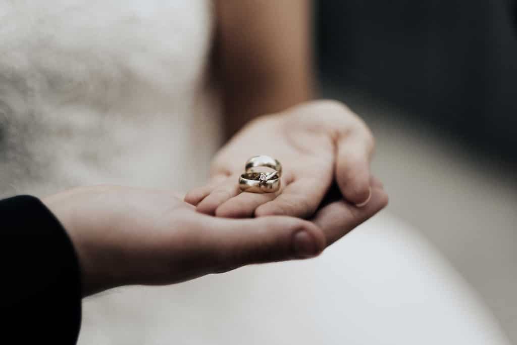 Chinese man under fire for demanding friends help pay for marriage proposal