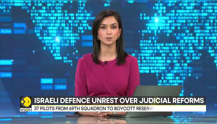 Elite Israeli defence pilots protest judicial reforms by boycotting reserve duty, training