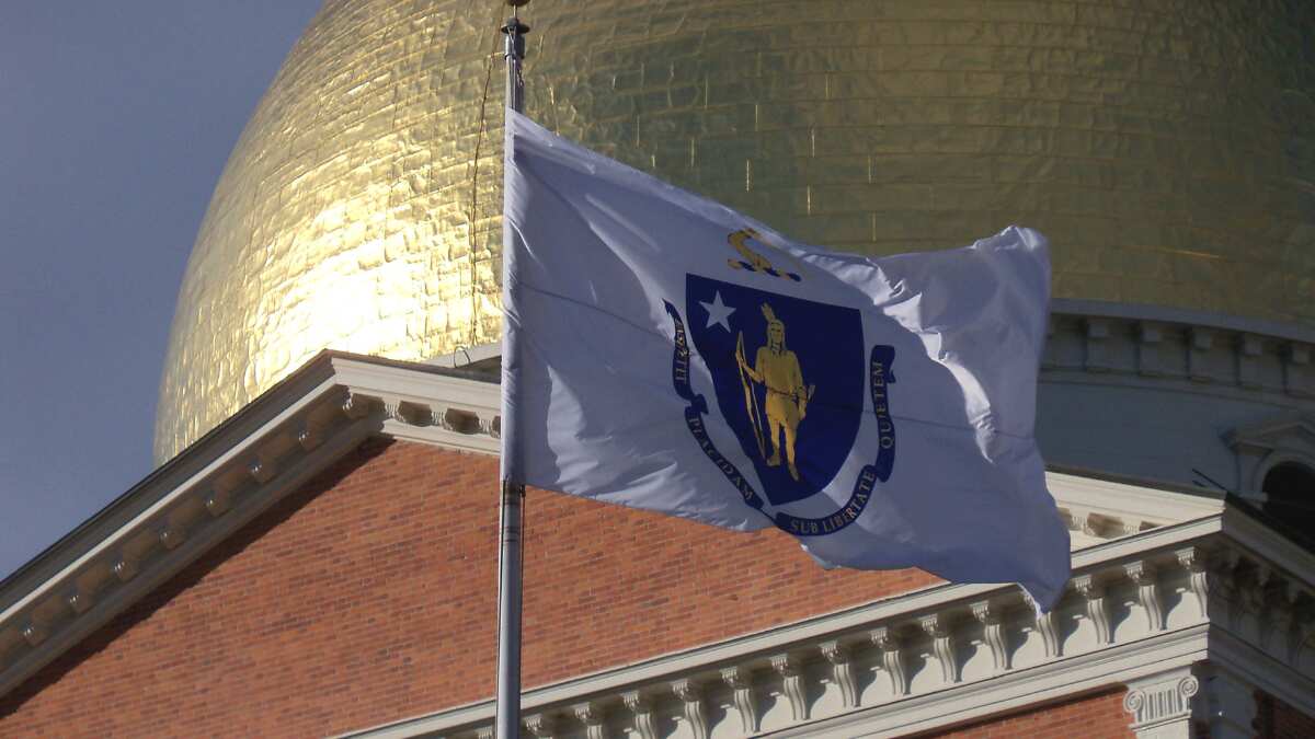 Residents claim Massachusetts state flag and seal promoting racist history, demands change Residents claim Massachusetts state flag and seal promoting racist history, demands change