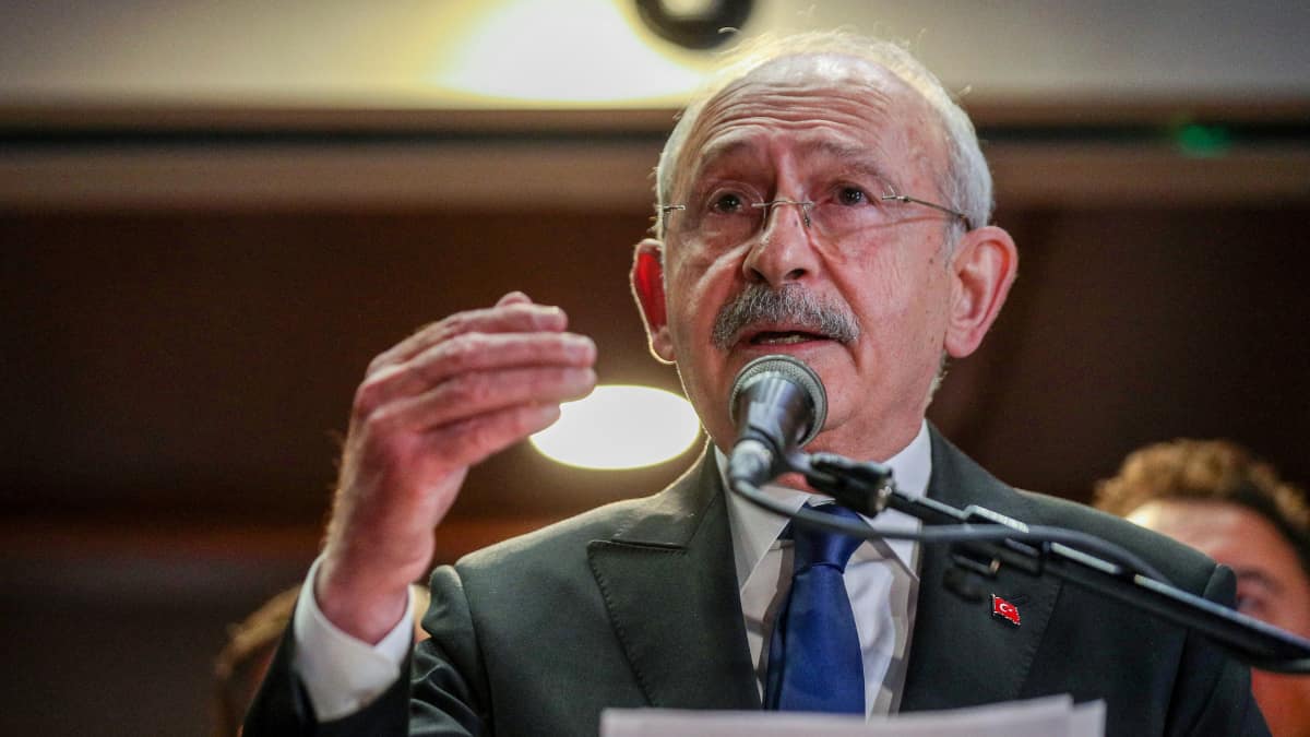 Opposition chooses 'Turkey's Gandhi' Kemal Kilicdaroglu to fight Erdogan in election