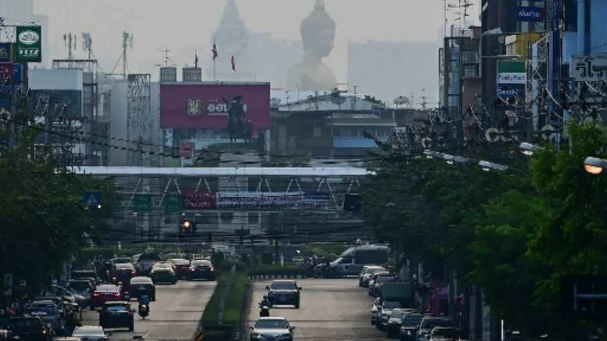 Health warnings as Bangkok chokes on pollution Health warnings as Bangkok chokes on pollution