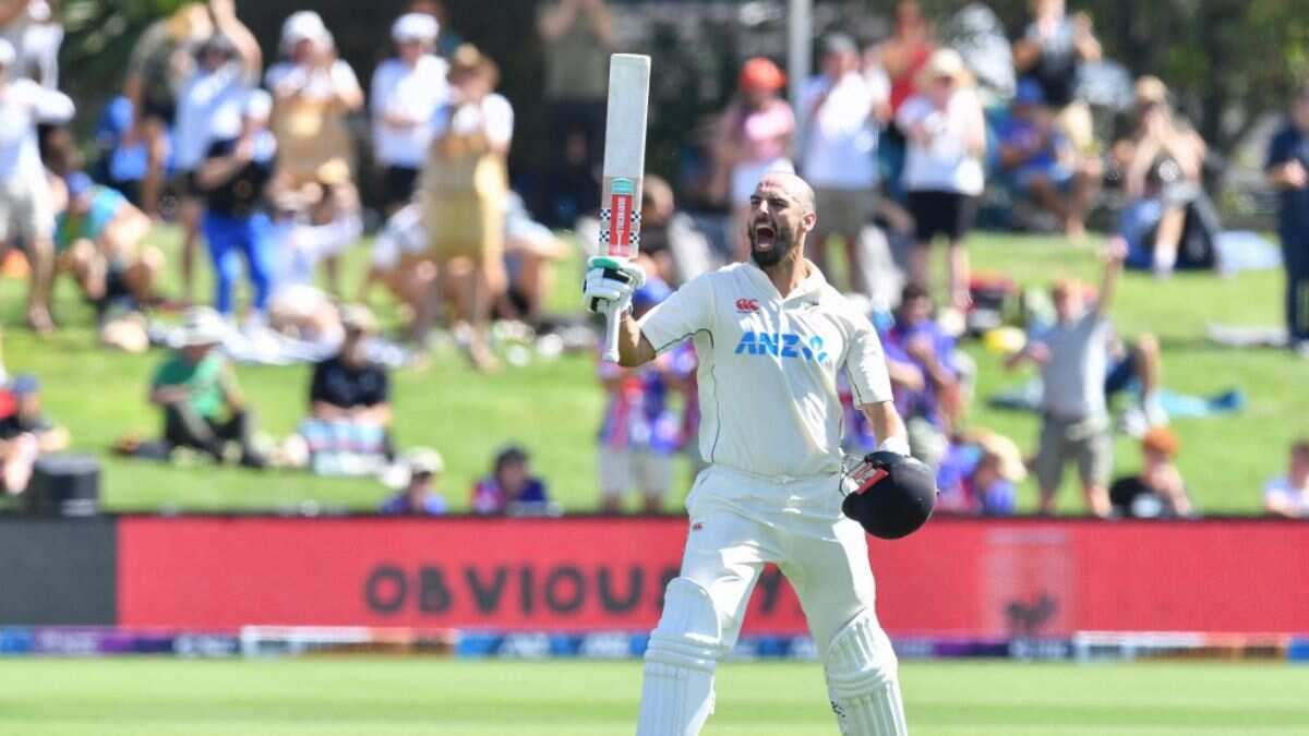 Daryl Mitchell's 102 keeps New Zealand alive in first Test as WTC final's spot looms over for India, Sri Lanka Daryl Mitchell's 102 keeps New Zealand alive in first Test as WTC final's spot looms over for India, Sri Lanka