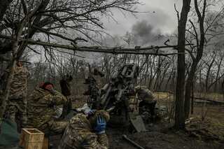Ukraine, Russia claim hundreds of rival casualties in battle of Bakhmut