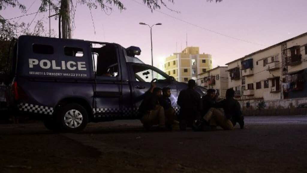 Pakistan: Two police officers killed, five others injured after attacks on census team