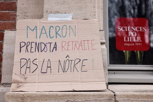 France: Opposition lawmakers file no confidence motion over pension reforms