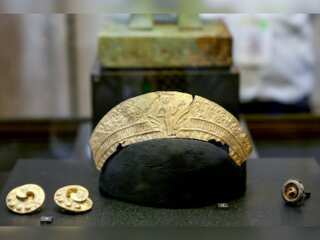 In Pics | Cambodia welcomes return of stolen Angkor jewellery