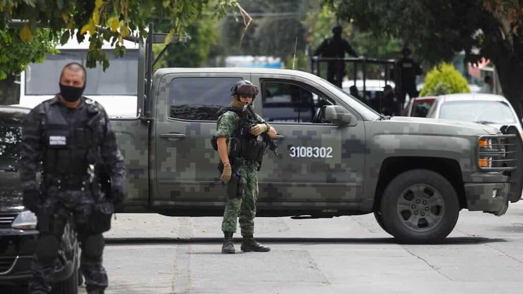 Mexico shootout: Seven die after gunmen ambush soldiers