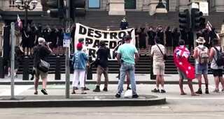 Australia: Neo-Nazis salute outside Victoria parliament building; state premier condemns it