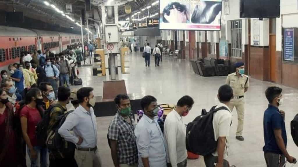 India: Porn plays at Patna railway station, case registered against ad agency