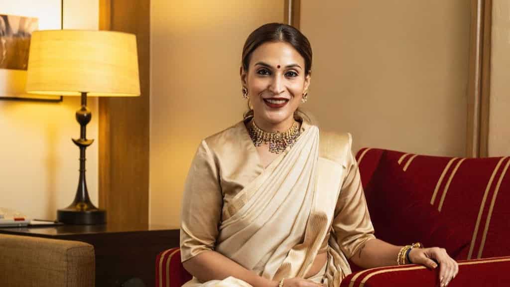 Aishwarya Rajinikanth's gold and diamond jewellery worth lakhs goes missing. Domestic help suspected