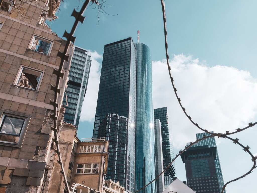 What to do if you are in a high-rise building when earthquake strikes? Here are some safety tips