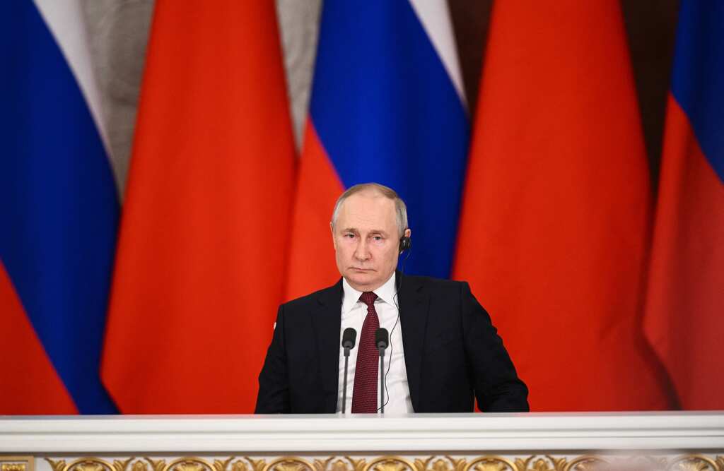 Ukraine war: UK defends sending uranium ammo to Kyiv after Putin's warning, says report