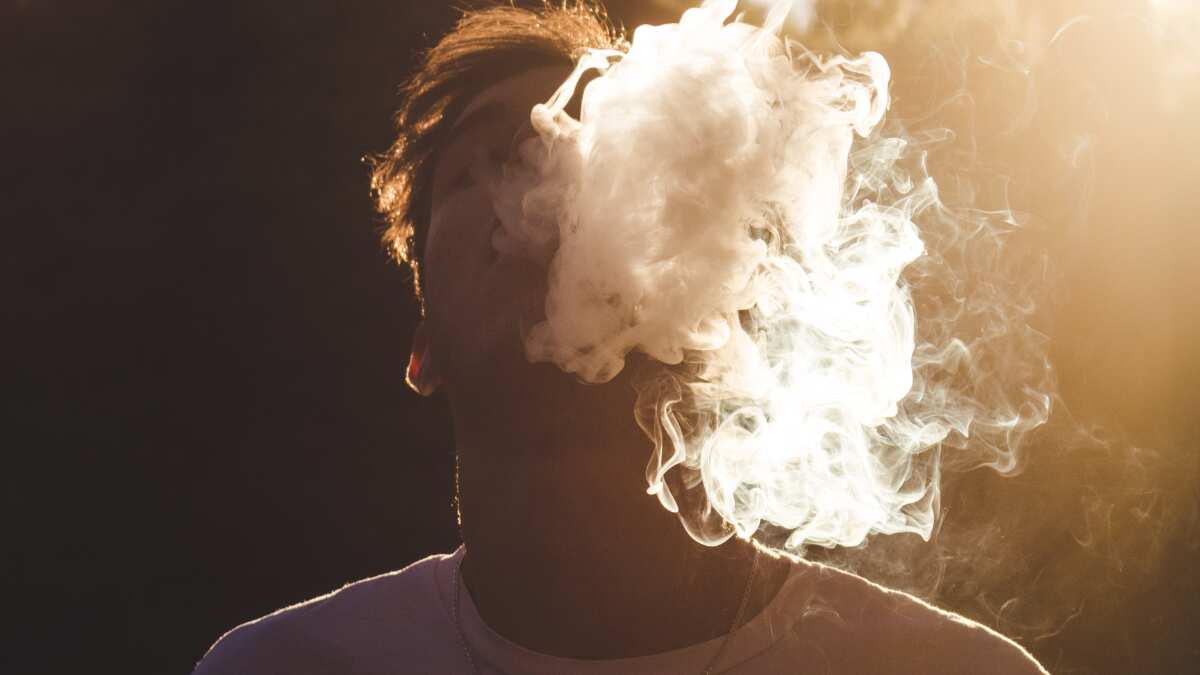 Australia: Teenagers urge government to help them fight off vaping addiction Australia: Teenagers urge government to help them fight off vaping addiction