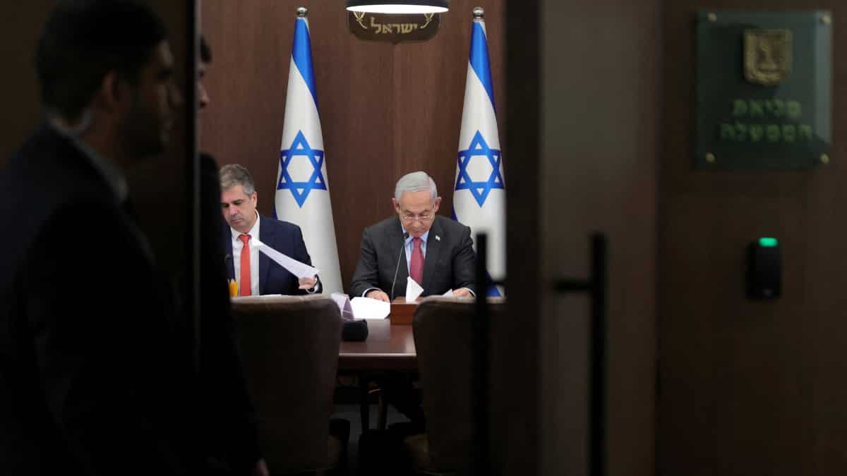 Netanyahu delays announcement halting the legislation