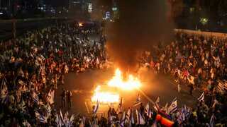 Israeli trade union Histadrut ends strikes after Netanyahu pauses judicial overhaul legislation