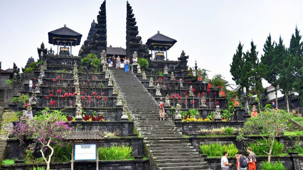 Russian tourist strips naked near Lord Shiva's abode in Indonesia; deported