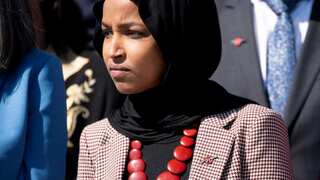 Controversial Democrat leader Ilhan Omar wins primary in Minnesota
