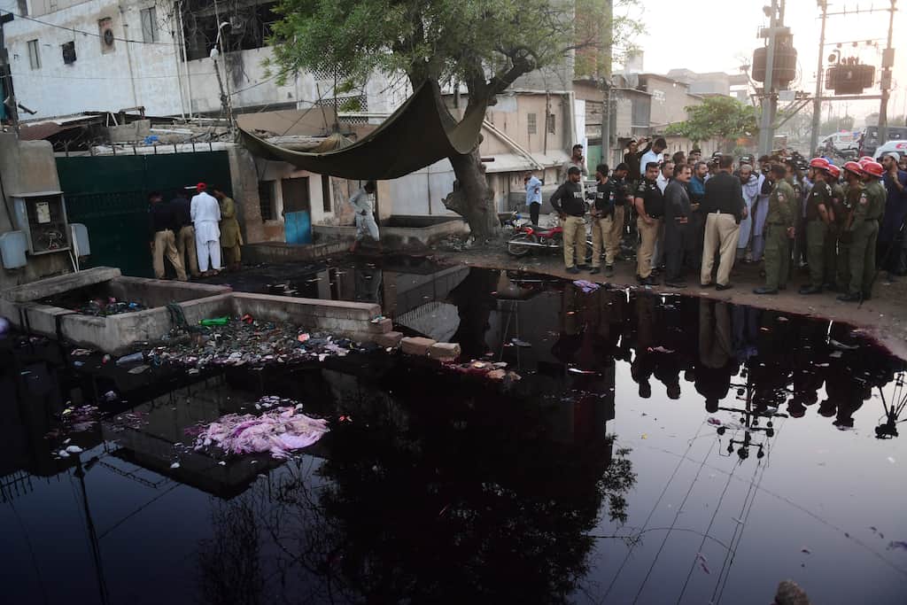 Pakistan: 11 killed in stampede during free food distribution in Karachi city