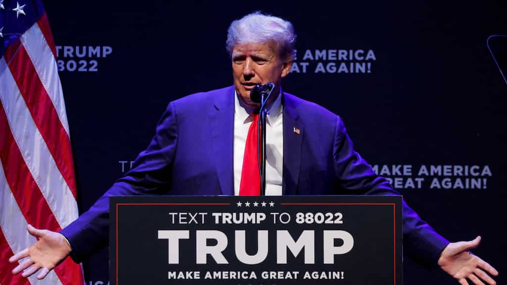 Trump to make public remarks at Palm Beach Tuesday evening following historic indictment