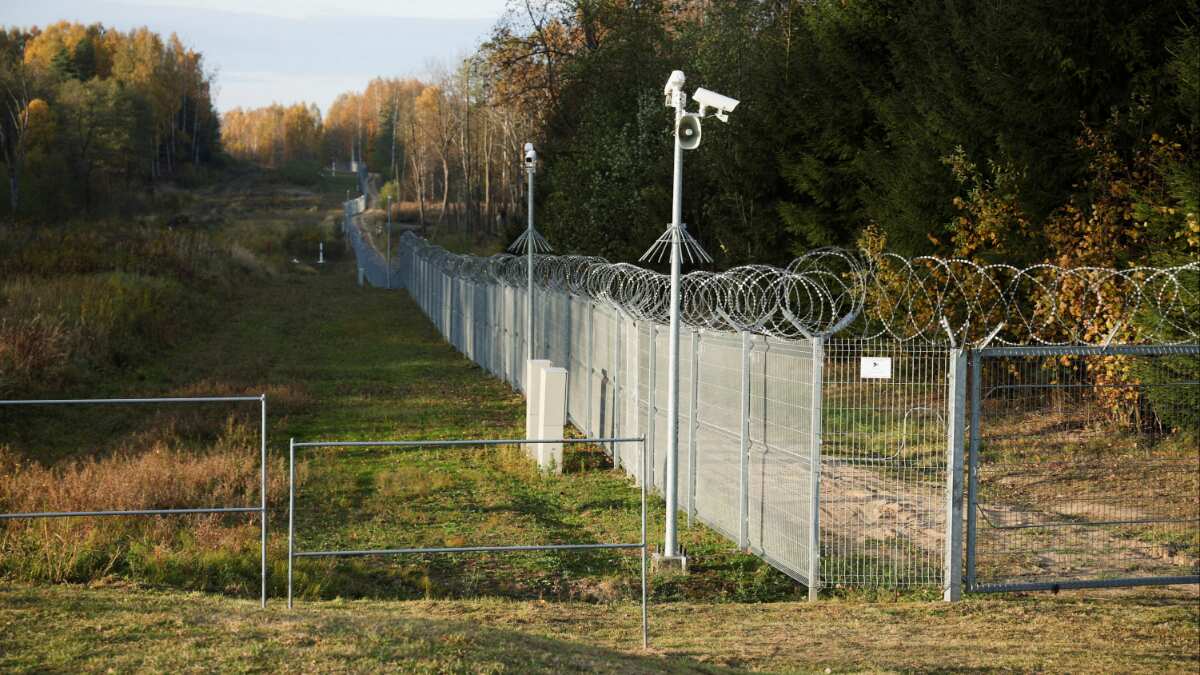 Lithuania bans Russian nationals from purchasing property in country