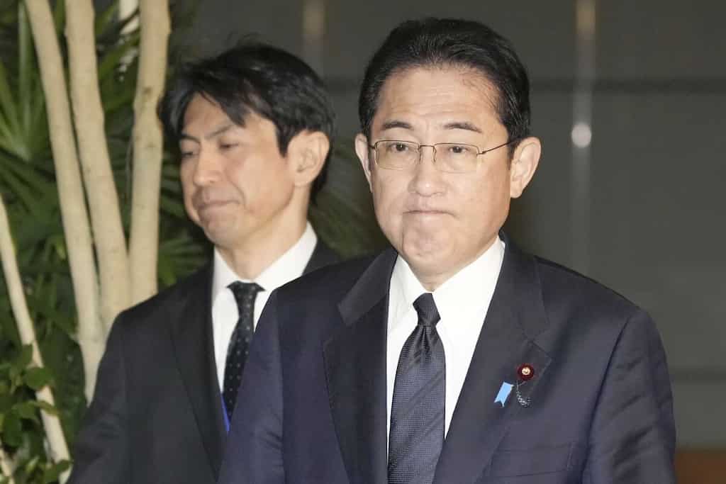 Japanese army chopper carrying 10 crew members vanishes from radar near Okinawa