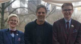 Avengers star Mark Ruffalo gatecrashed a 'nerdy' wedding in New York; newlyweds couldn't believe their luck