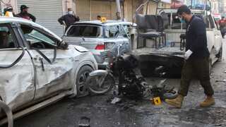 Blast in a Quetta market in Pakistan kills 4, including 2 police officers, several injured