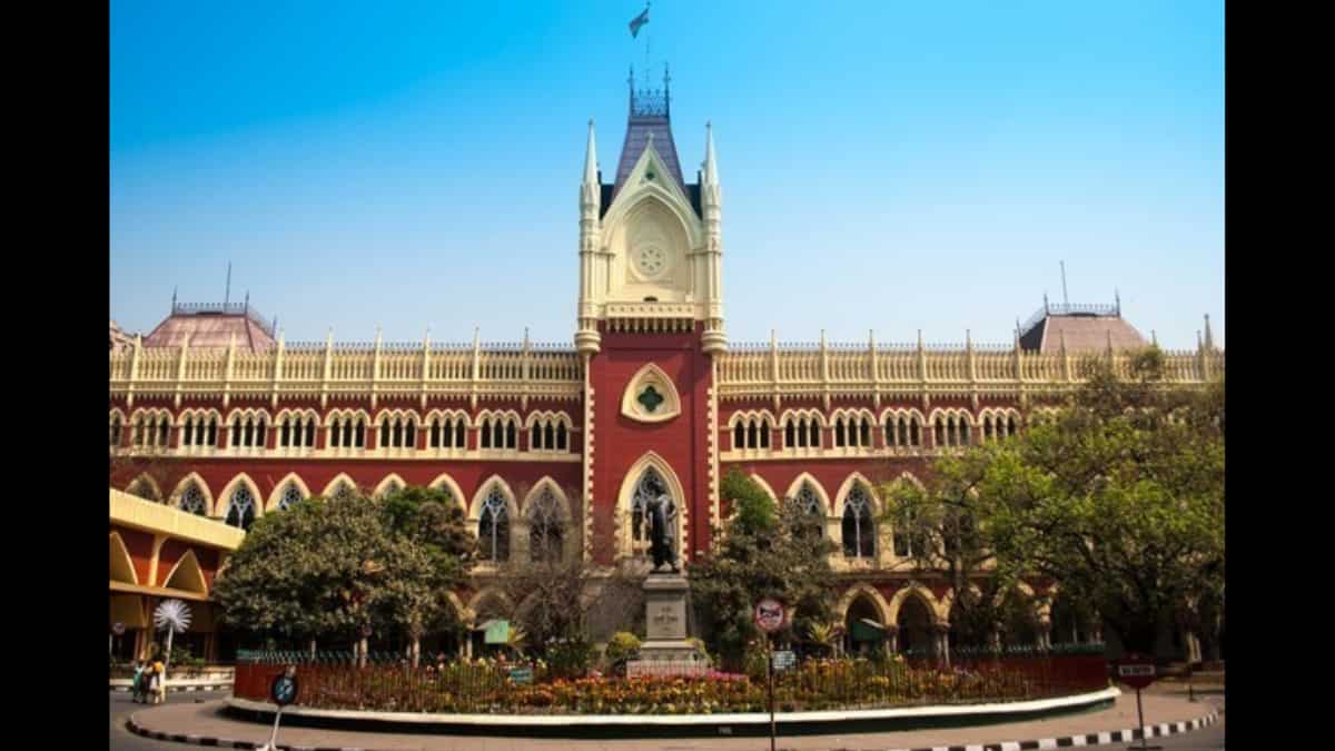 Forcing husband to leave parents is mental cruelty, ground for divorce: Indian court