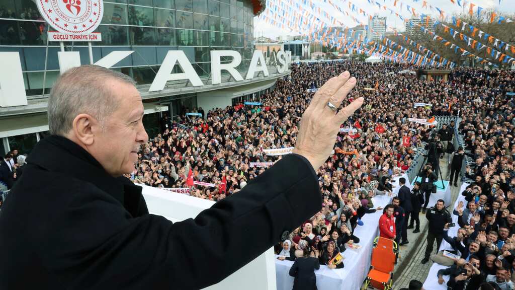 Turkey President Erdogan launches election campaign, promises to boost economic growth